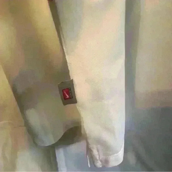 Nike Mens Dri-Fit Ohio State shirt. Size Medium. White with Red Collar - Picture 9 of 13